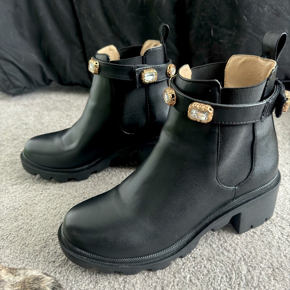 Amulet Jewel Embellished Lug Sole Chunky Block Heel Combat Platform Booties - Picture 2 of 6